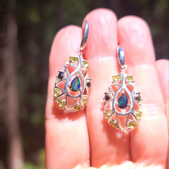 Peridot & Black opal 925 sterling silver earrings - Picture 1 of 8